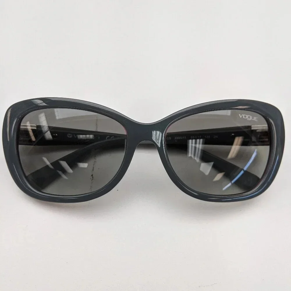 🕶️ Vogue VO2943-SB 2390/11 Butterfly Sunglasses 55/17-135 / JLE660🕶️